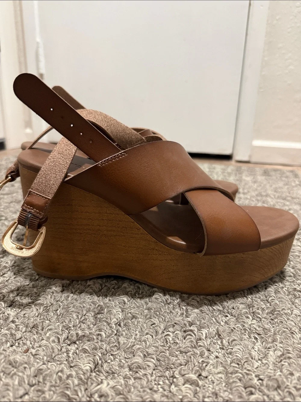 Old Navy Brown Leather Crisscross Slingback Wedges